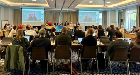 CCBE-verklaring ter ondersteuning van de Amerikaanse orde van advocaten unaniem aangenomen