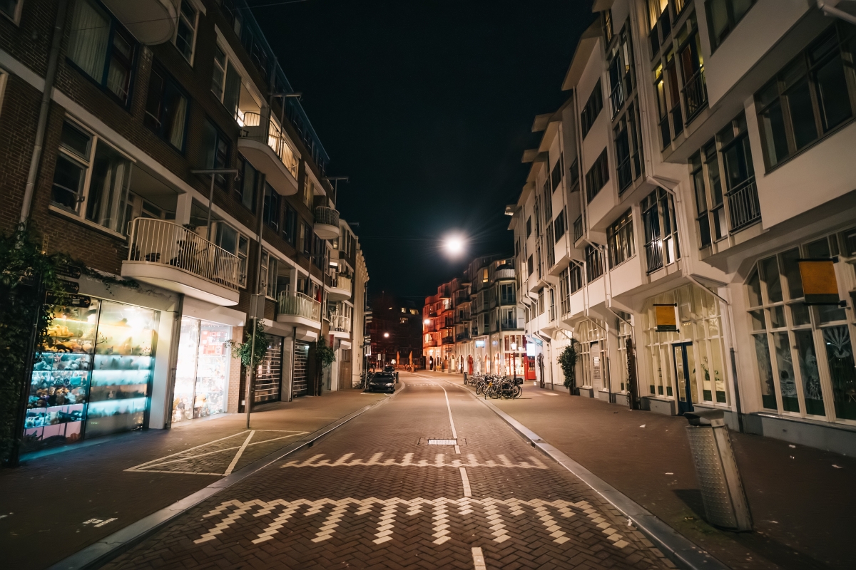 Avondklok - iStock-1215672403